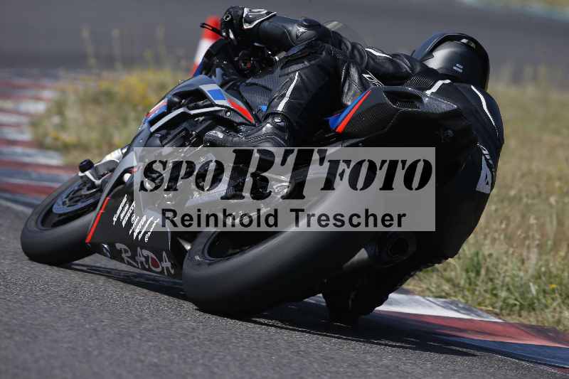 /Archiv-2023/28 05.06.2023 Moto Club Anneau du Rhin/rouge-expert/1